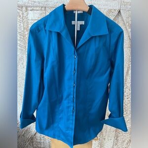 Chico’s Blue Button-Up No Iron Cotton Blouse size 1 (8-10)